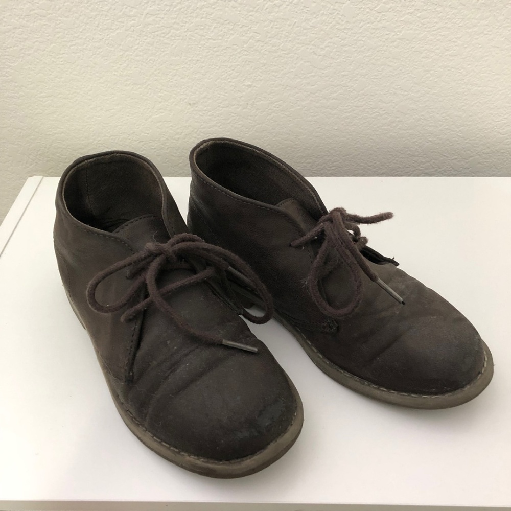 Children's Place Boys Brown Brandley Chukka Boots